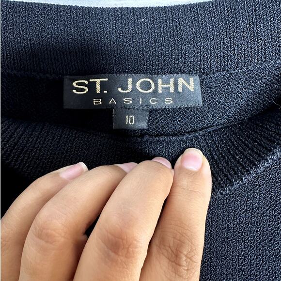 St. John Basics Black Pleated Front Santana Knit Slacks Pants Size 10 - Picture 8 of 8